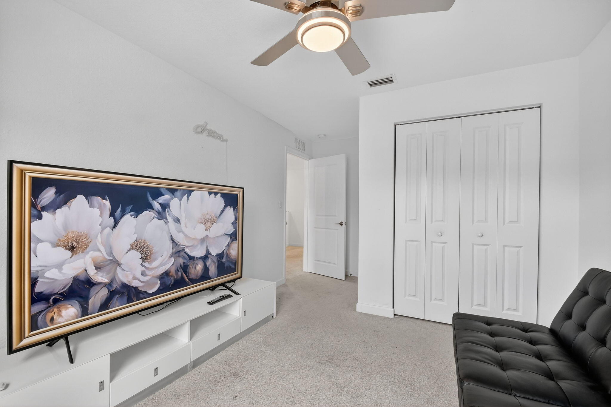 LAKESHORE AT THE FOUNTAINS - Residential