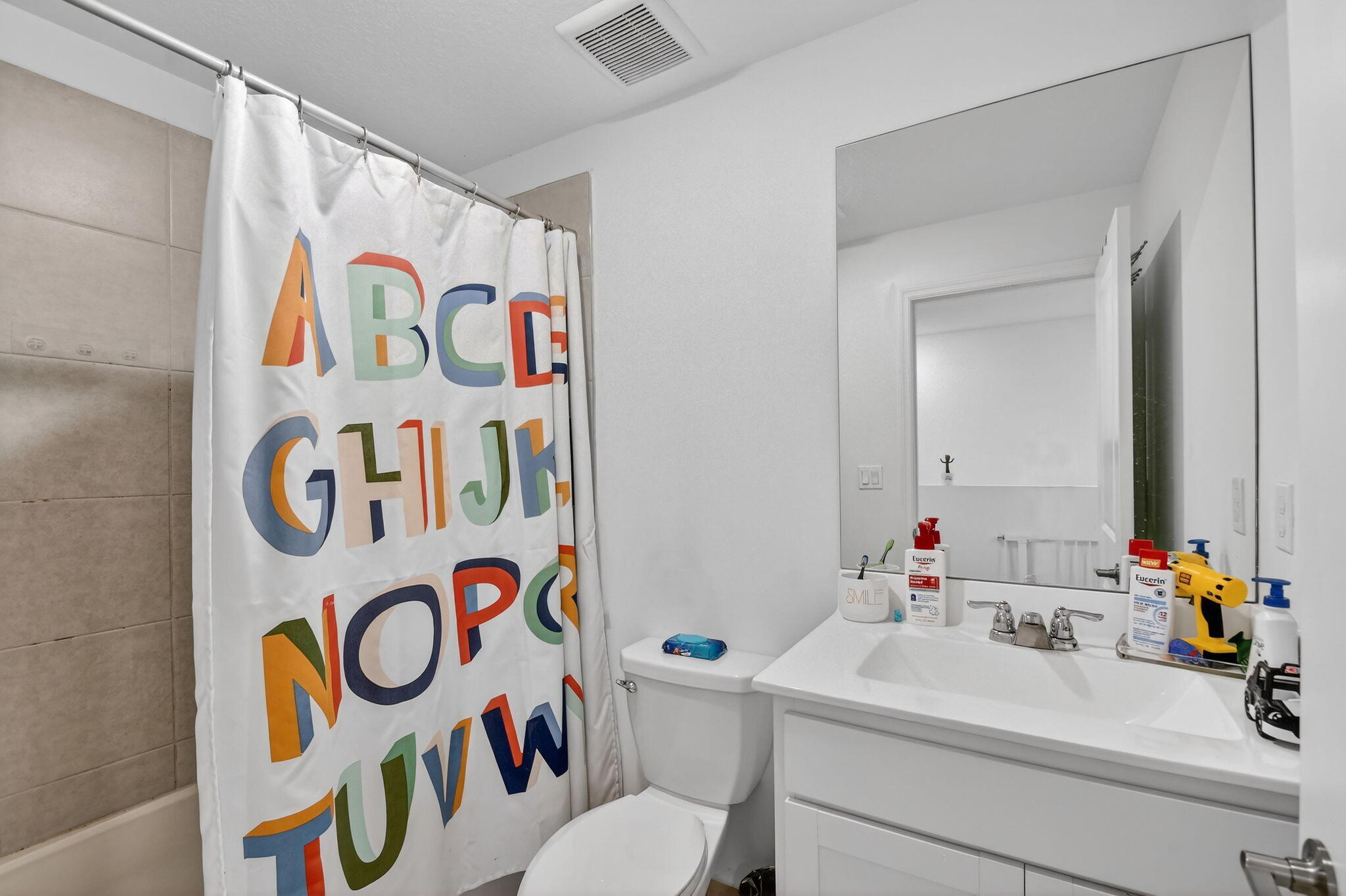 LAKESHORE AT THE FOUNTAINS - Residential