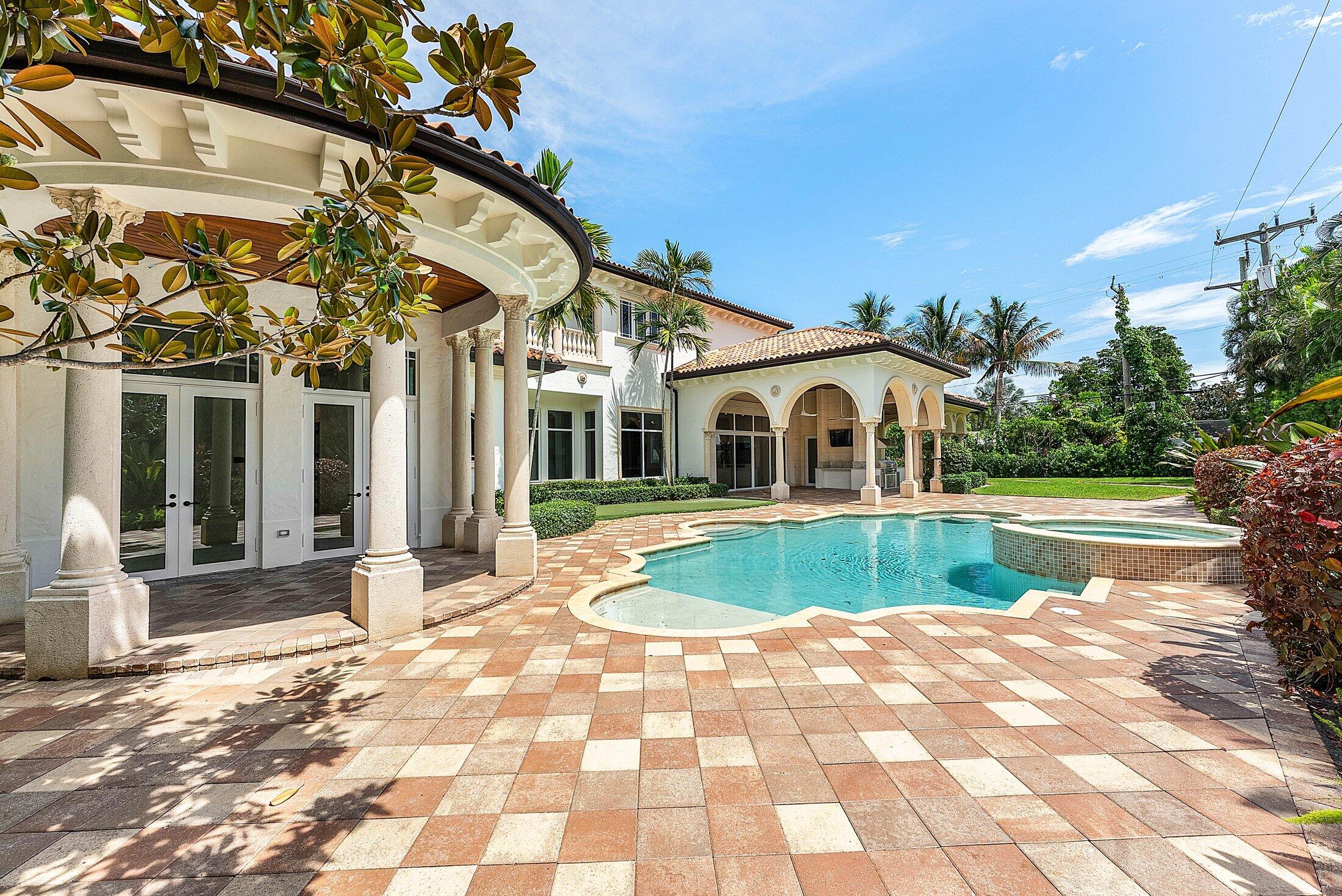LAKE SHORE ESTATES - Residential