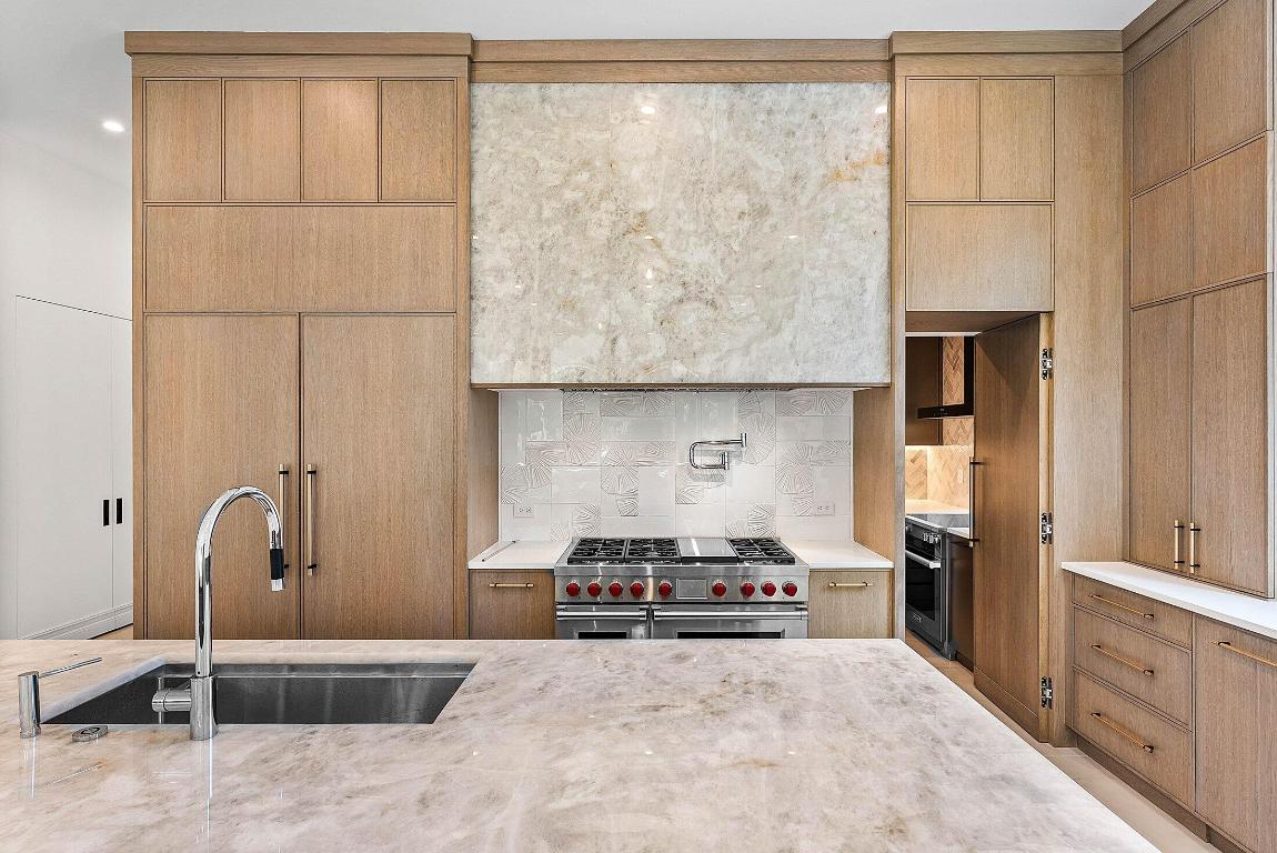 LAKE SHORE ESTATES - Residential