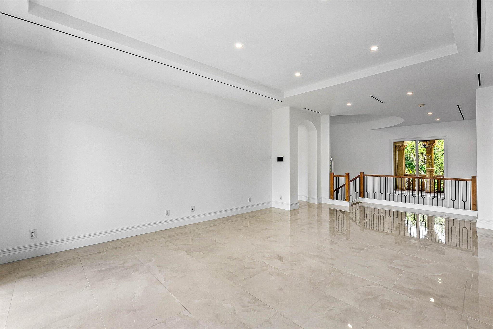 LAKE SHORE ESTATES - Residential