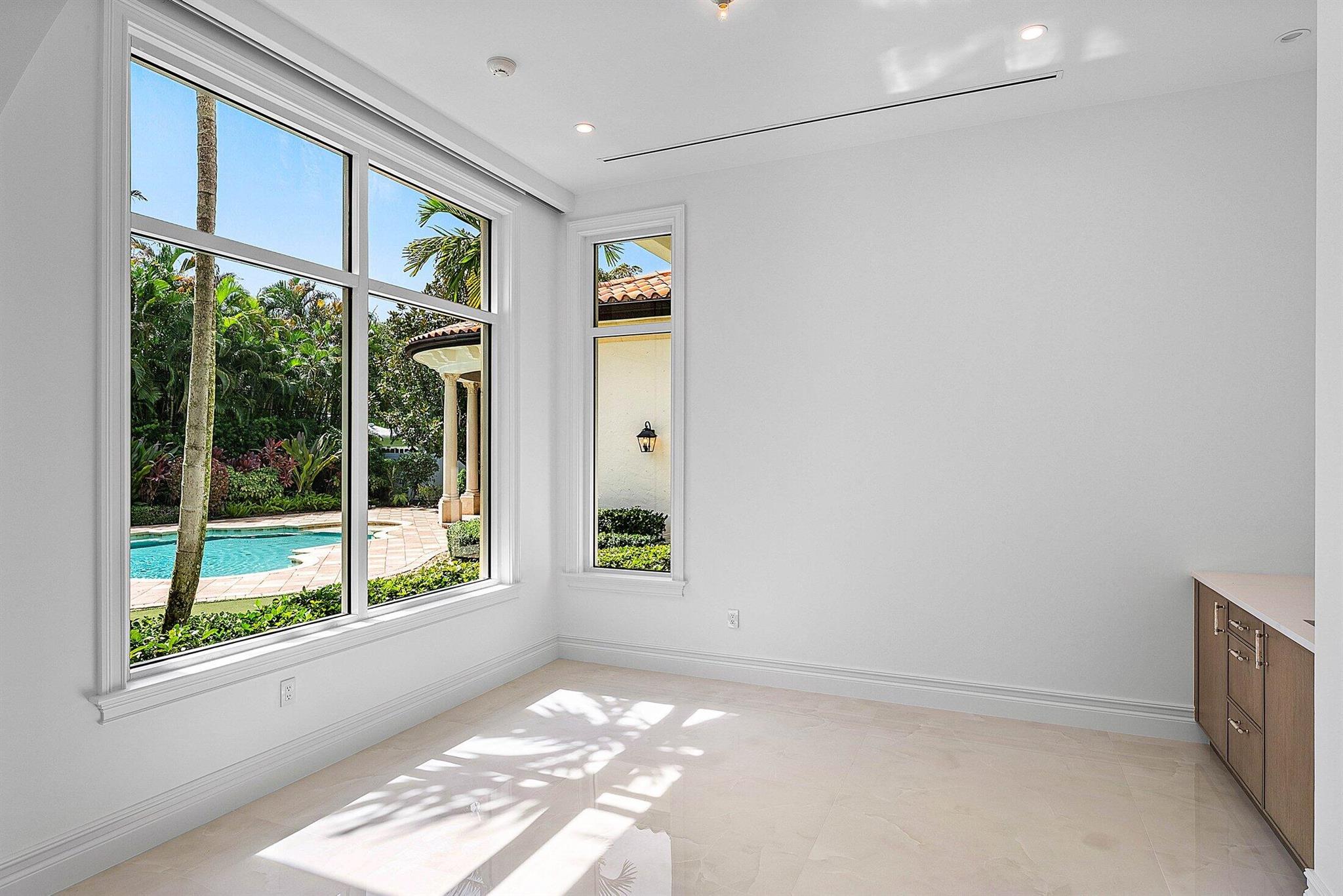 LAKE SHORE ESTATES - Residential