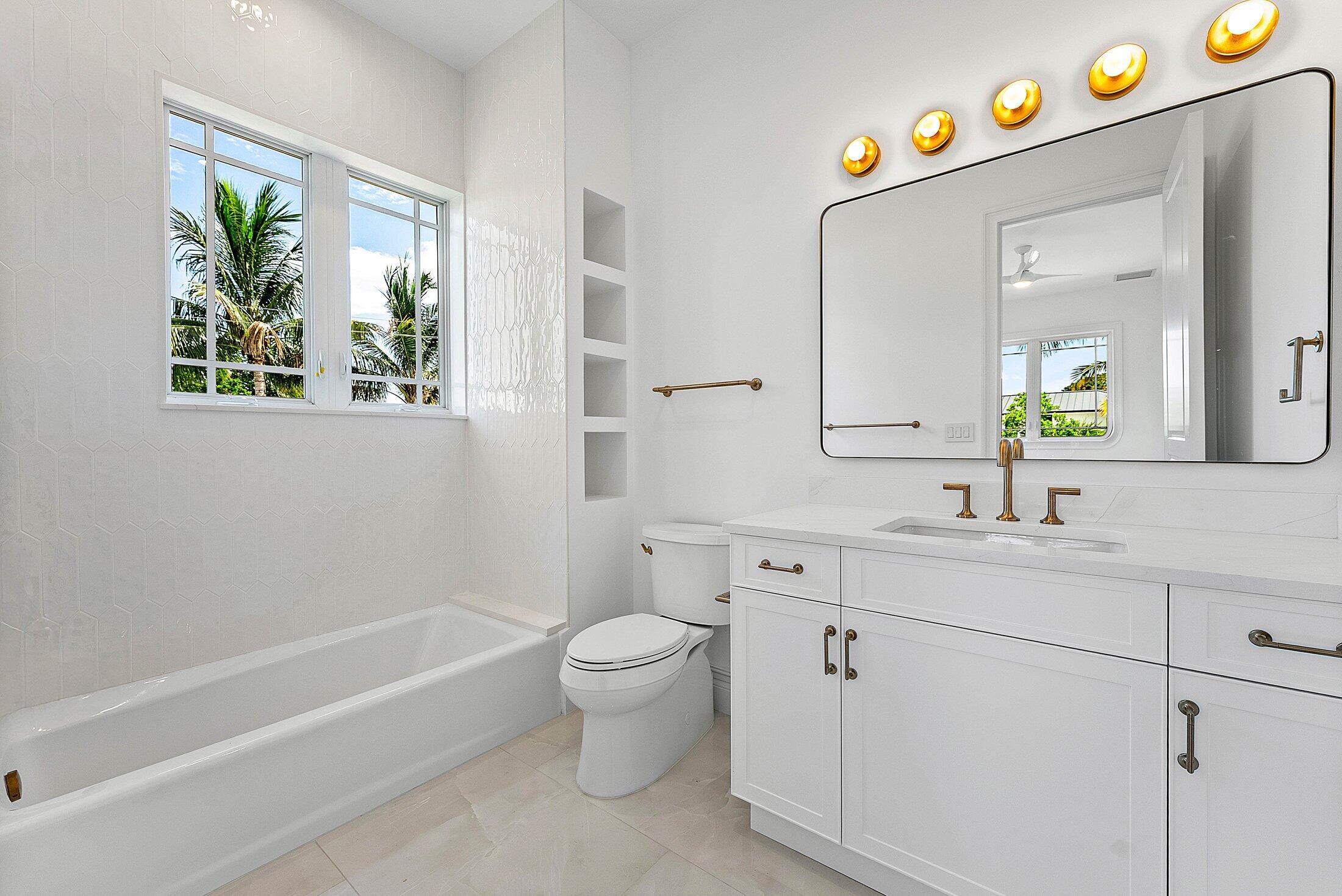 LAKE SHORE ESTATES - Residential