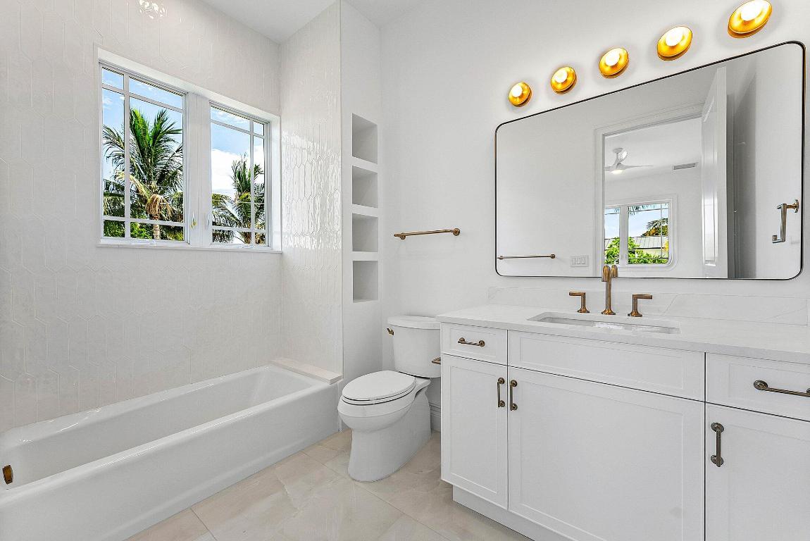 LAKE SHORE ESTATES - Residential