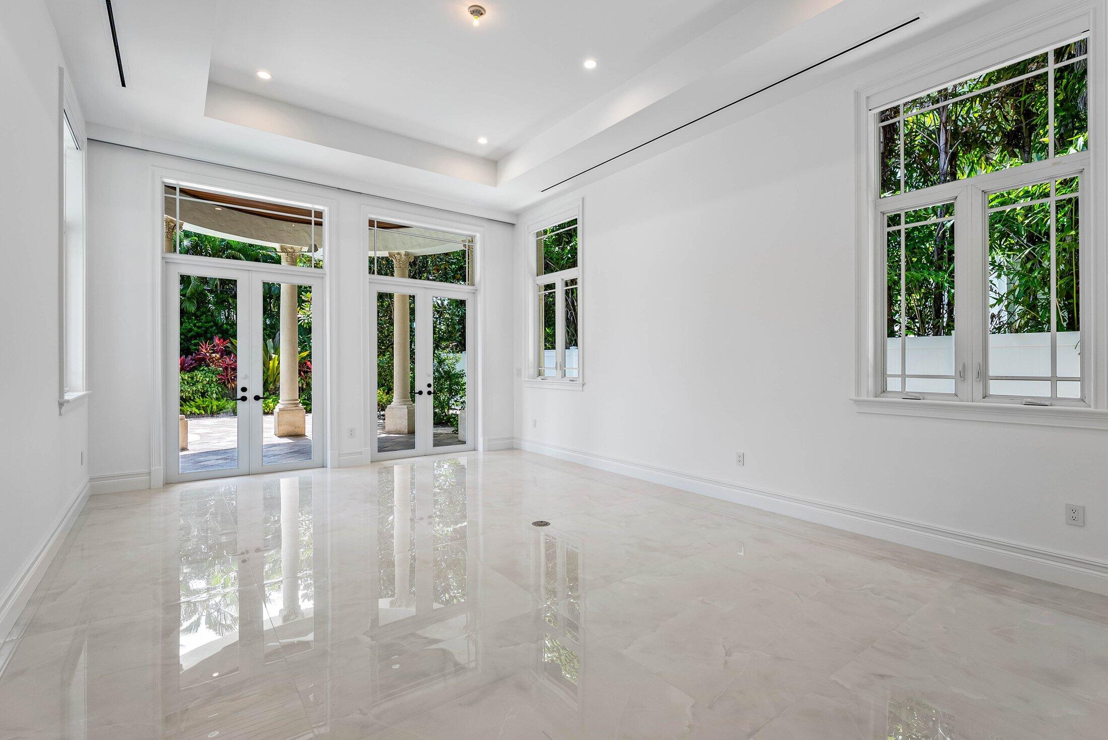 LAKE SHORE ESTATES - Residential