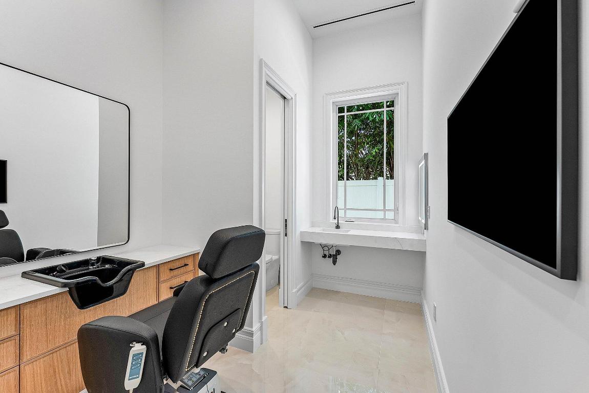 LAKE SHORE ESTATES - Residential