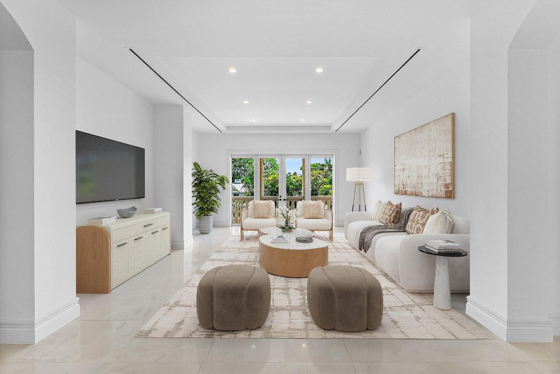 LAKE SHORE ESTATES - Residential