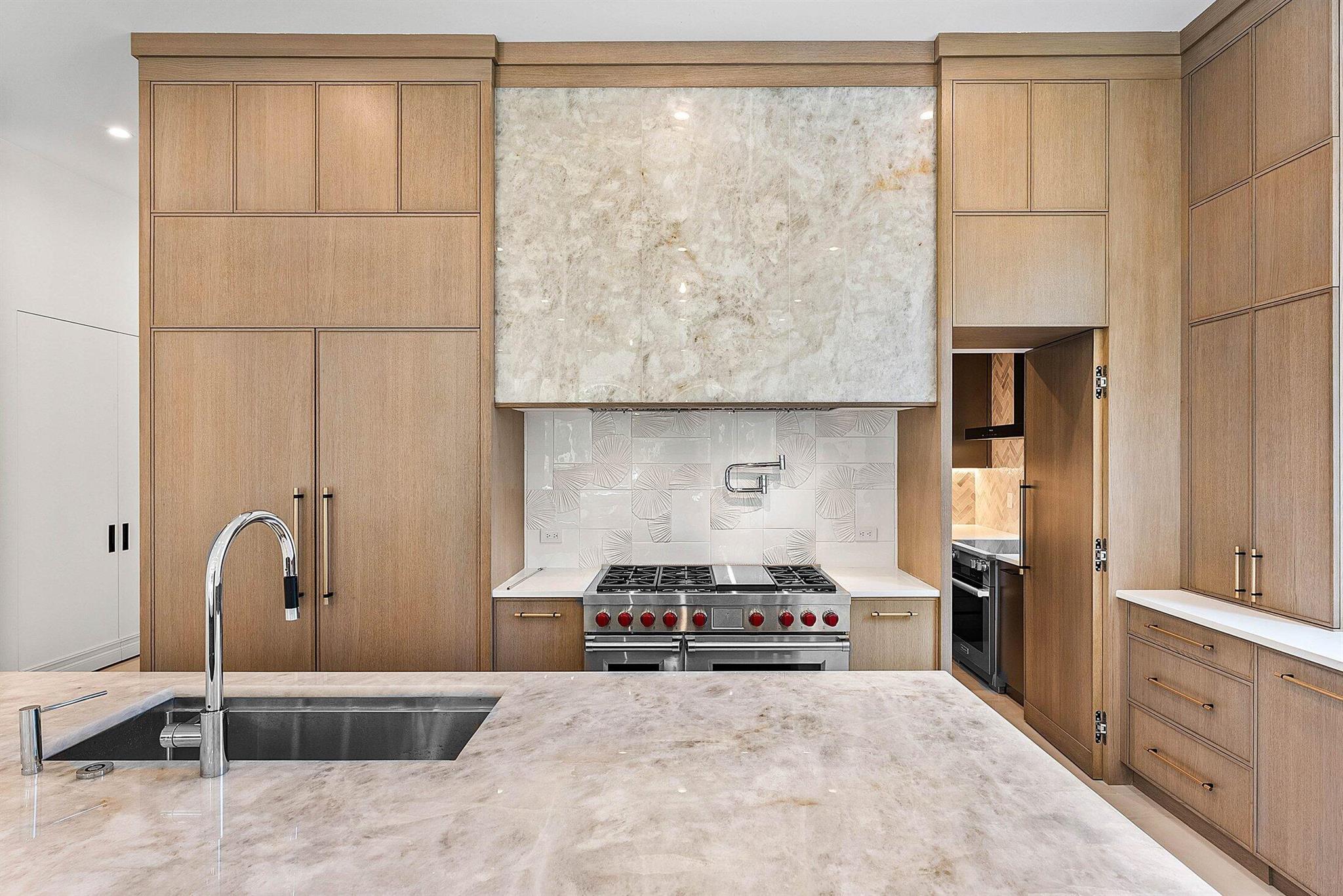 LAKE SHORE ESTATES - Residential