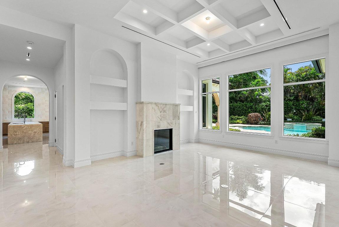 LAKE SHORE ESTATES - Residential