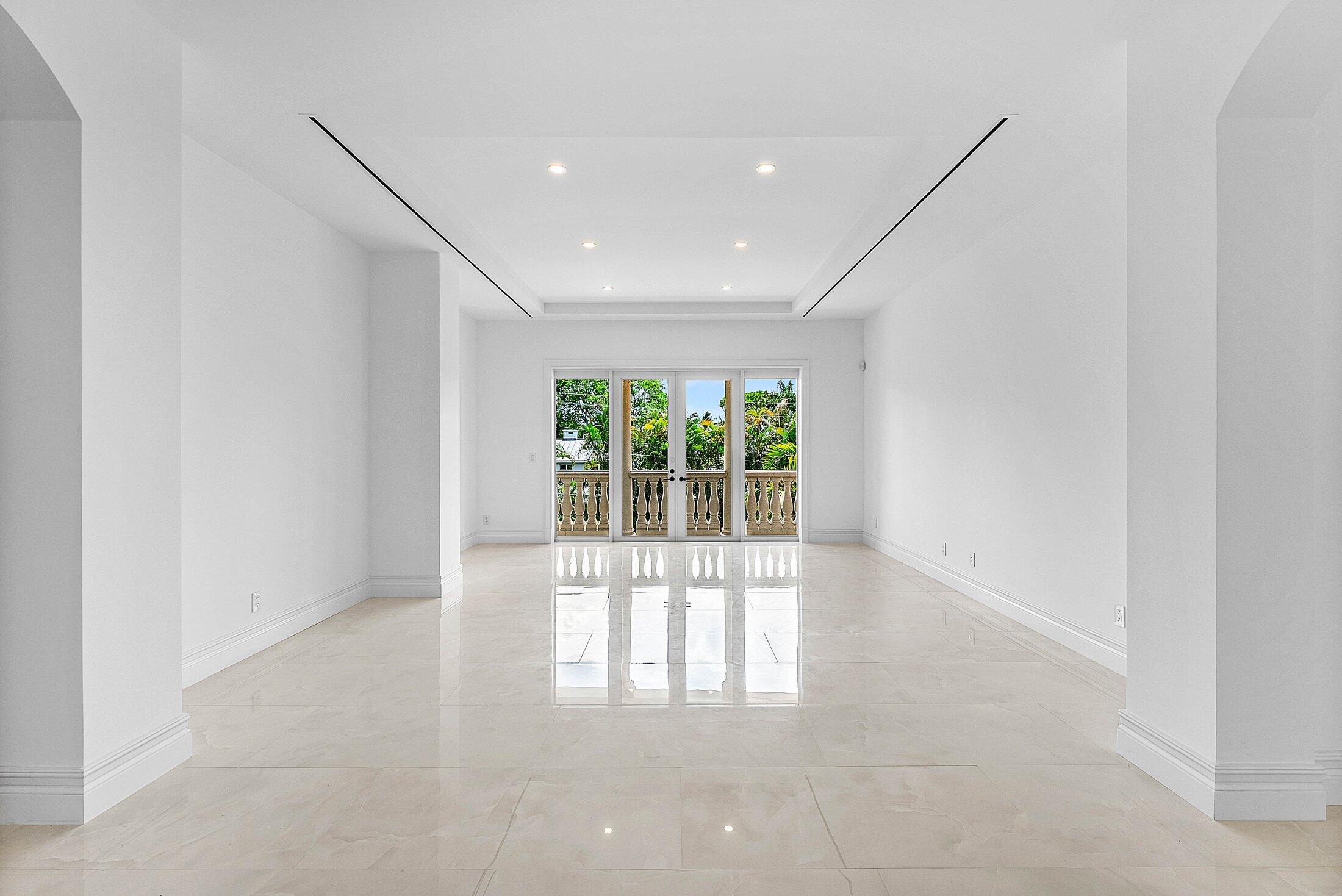 LAKE SHORE ESTATES - Residential