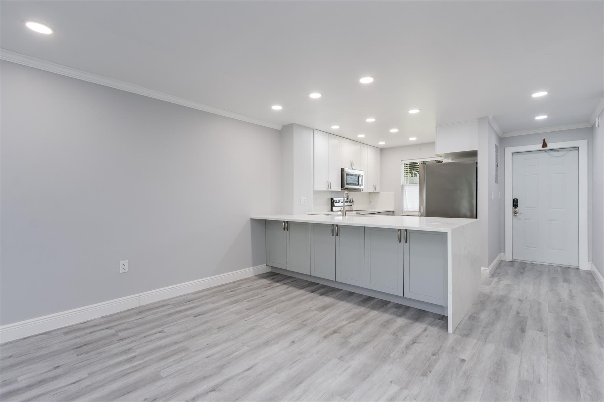 SANDALFOOT SOUTH - Residential