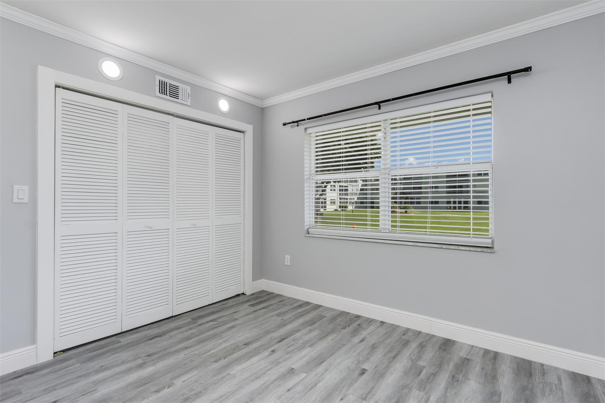 SANDALFOOT SOUTH - Residential