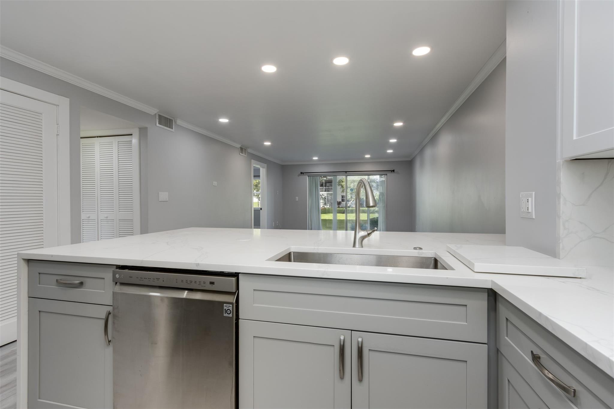 SANDALFOOT SOUTH - Residential