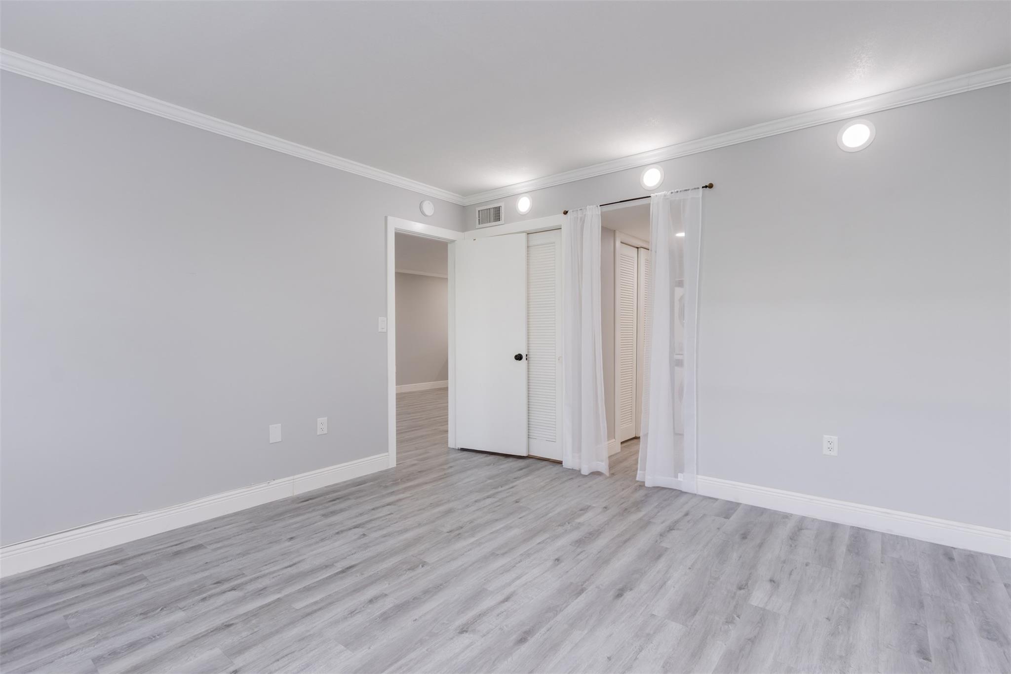 SANDALFOOT SOUTH - Residential