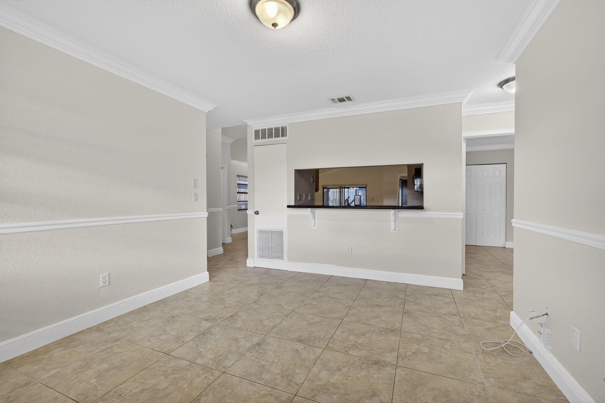 SUMMIT PINES - Residential Lease