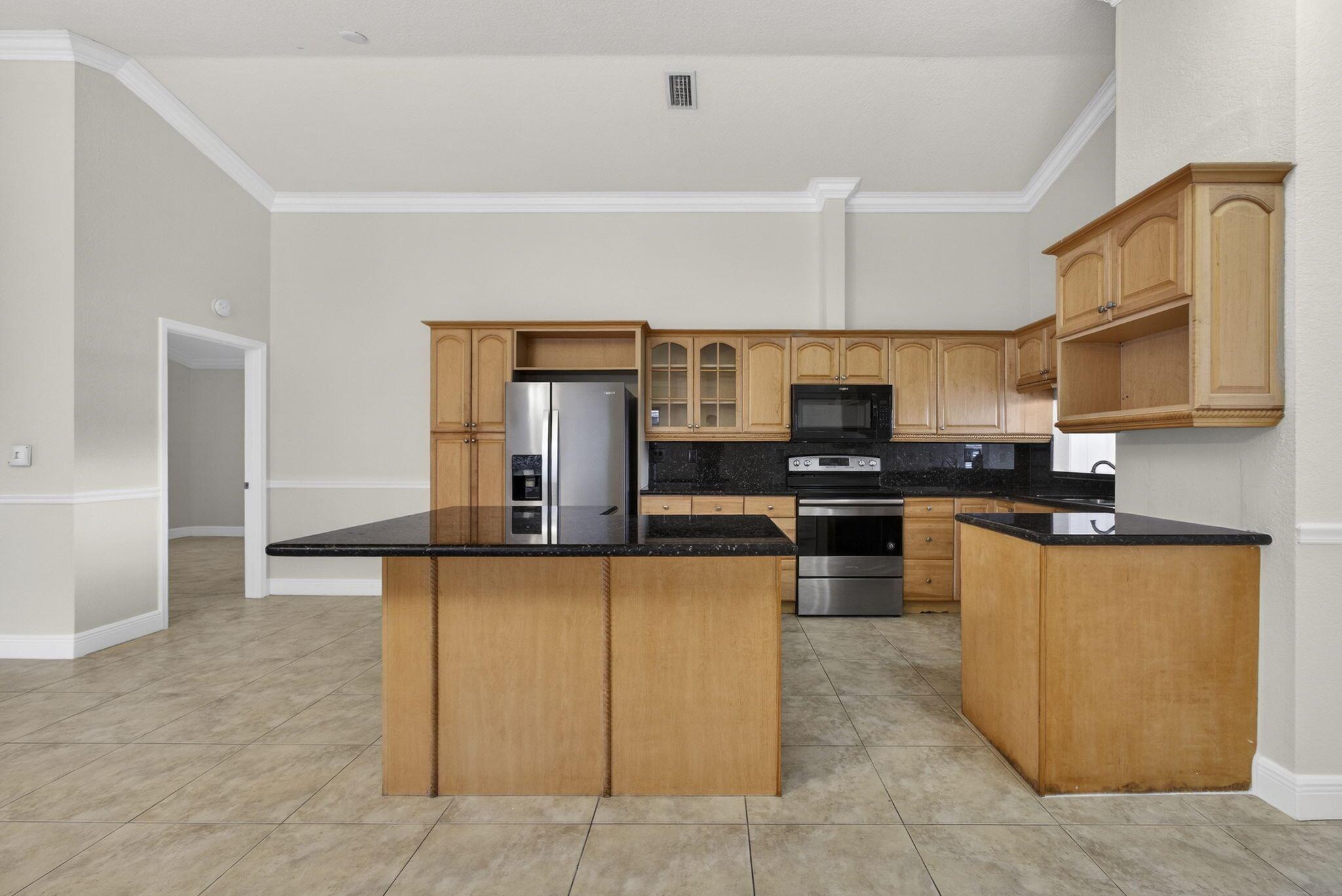 SUMMIT PINES - Residential Lease