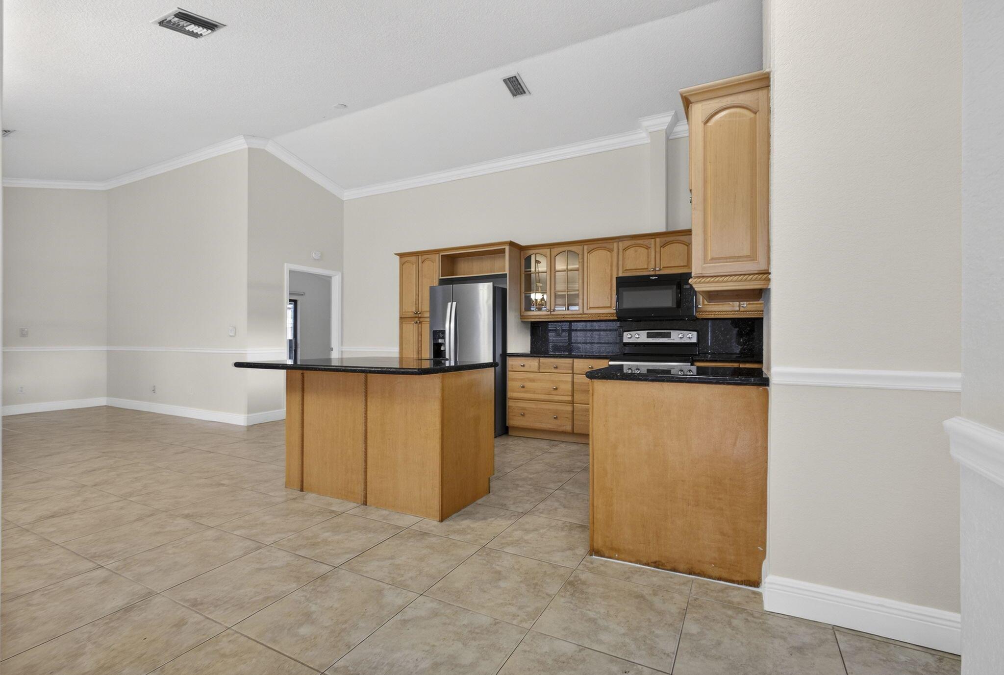 SUMMIT PINES - Residential Lease