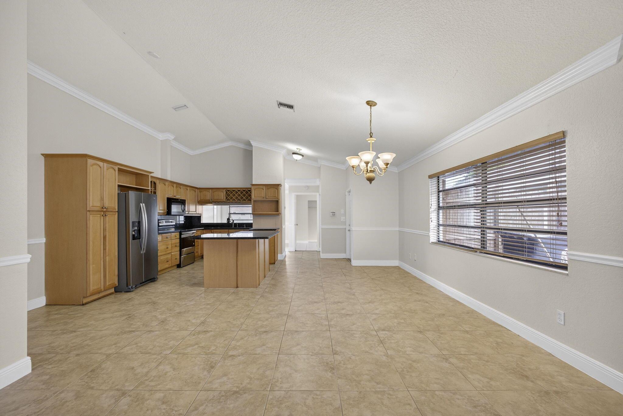 SUMMIT PINES - Residential Lease