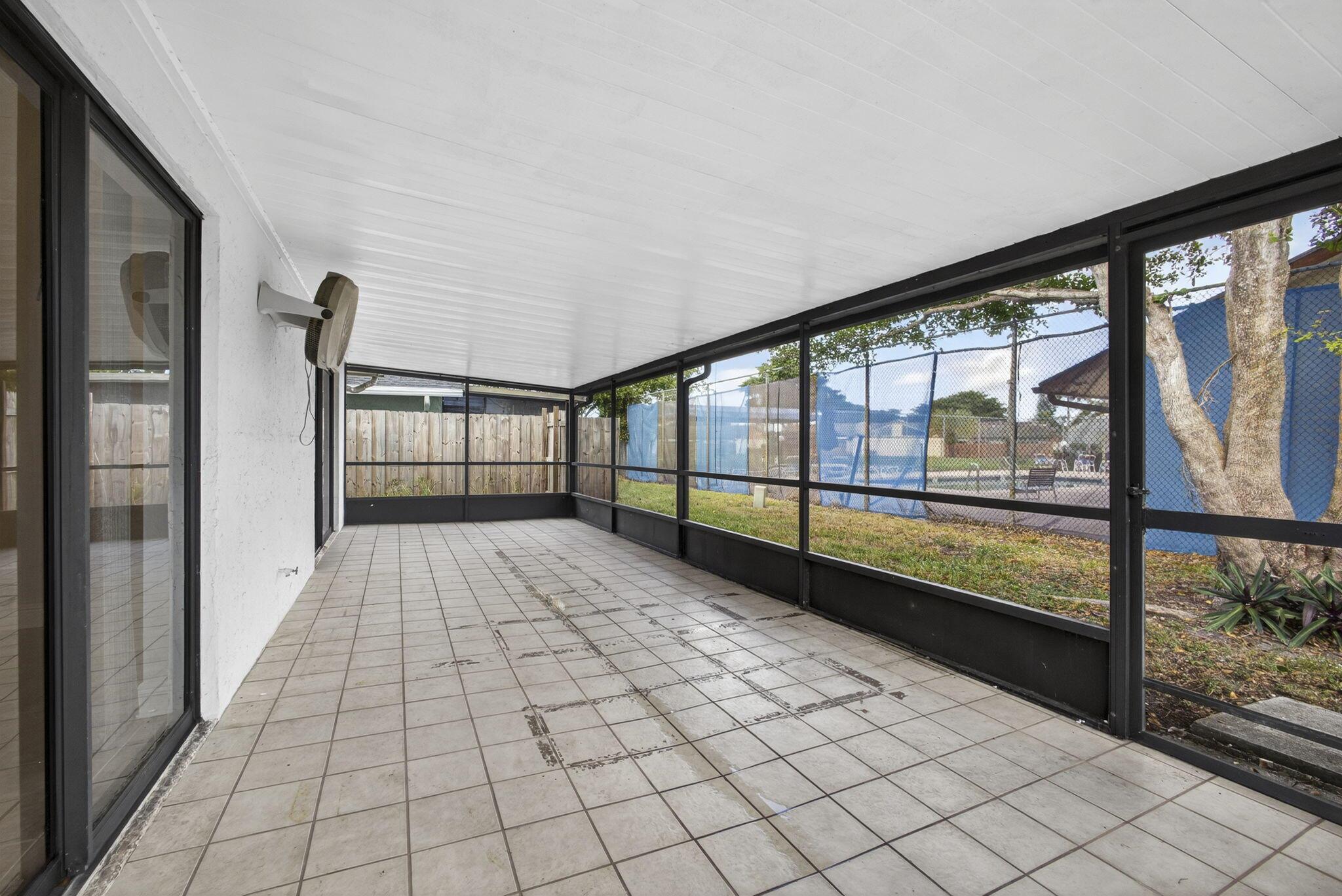 SUMMIT PINES - Residential Lease