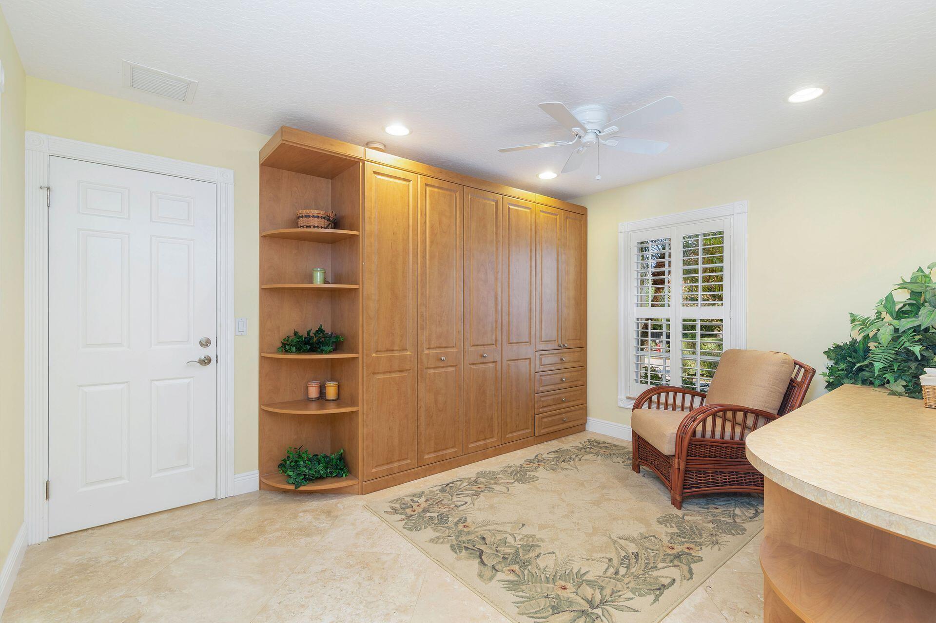 JUPITER INLET BEACH COLON - Residential