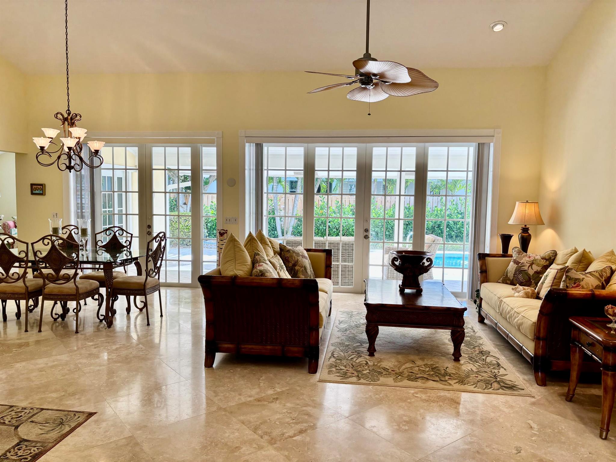 JUPITER INLET BEACH COLON - Residential