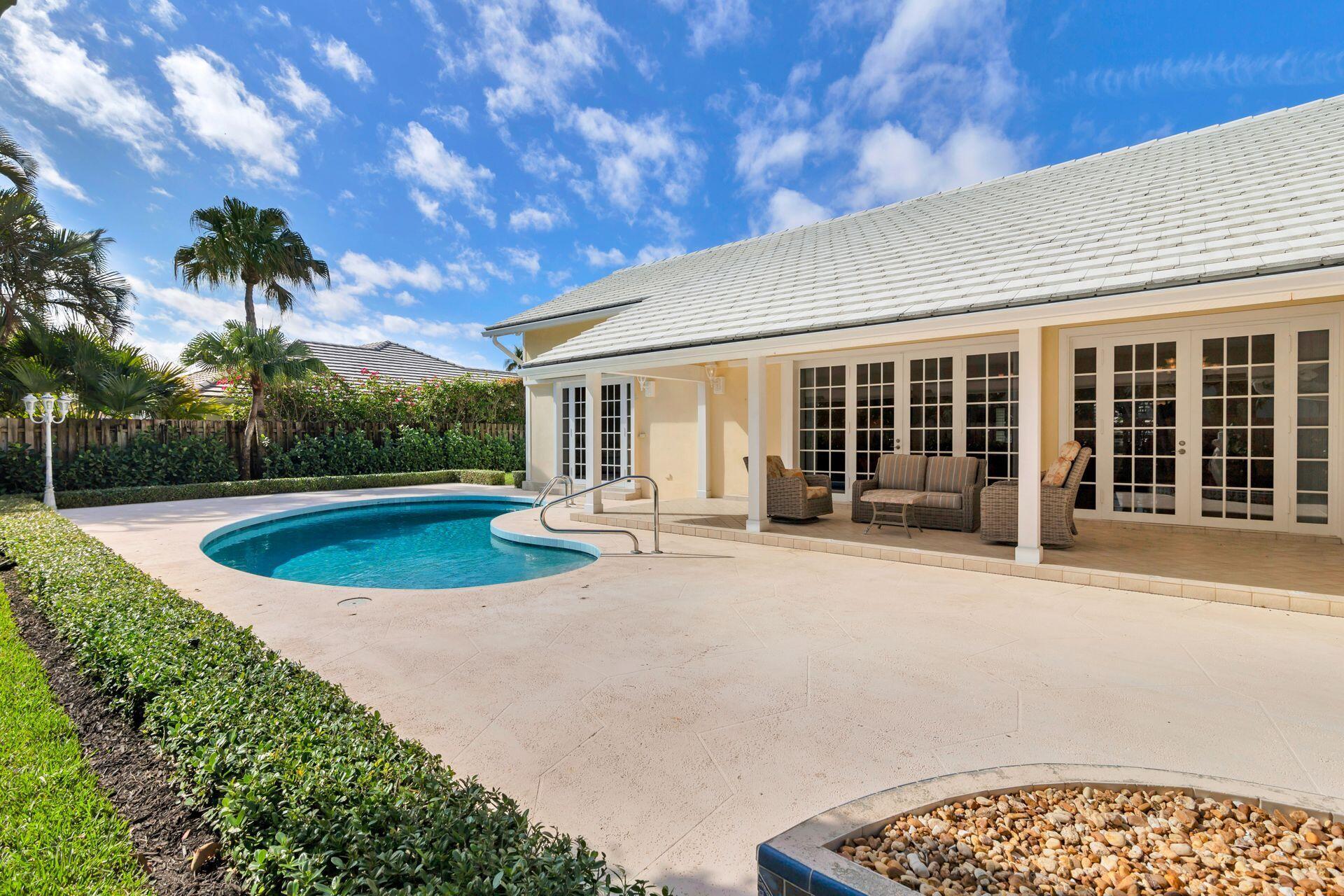 JUPITER INLET BEACH COLON - Residential