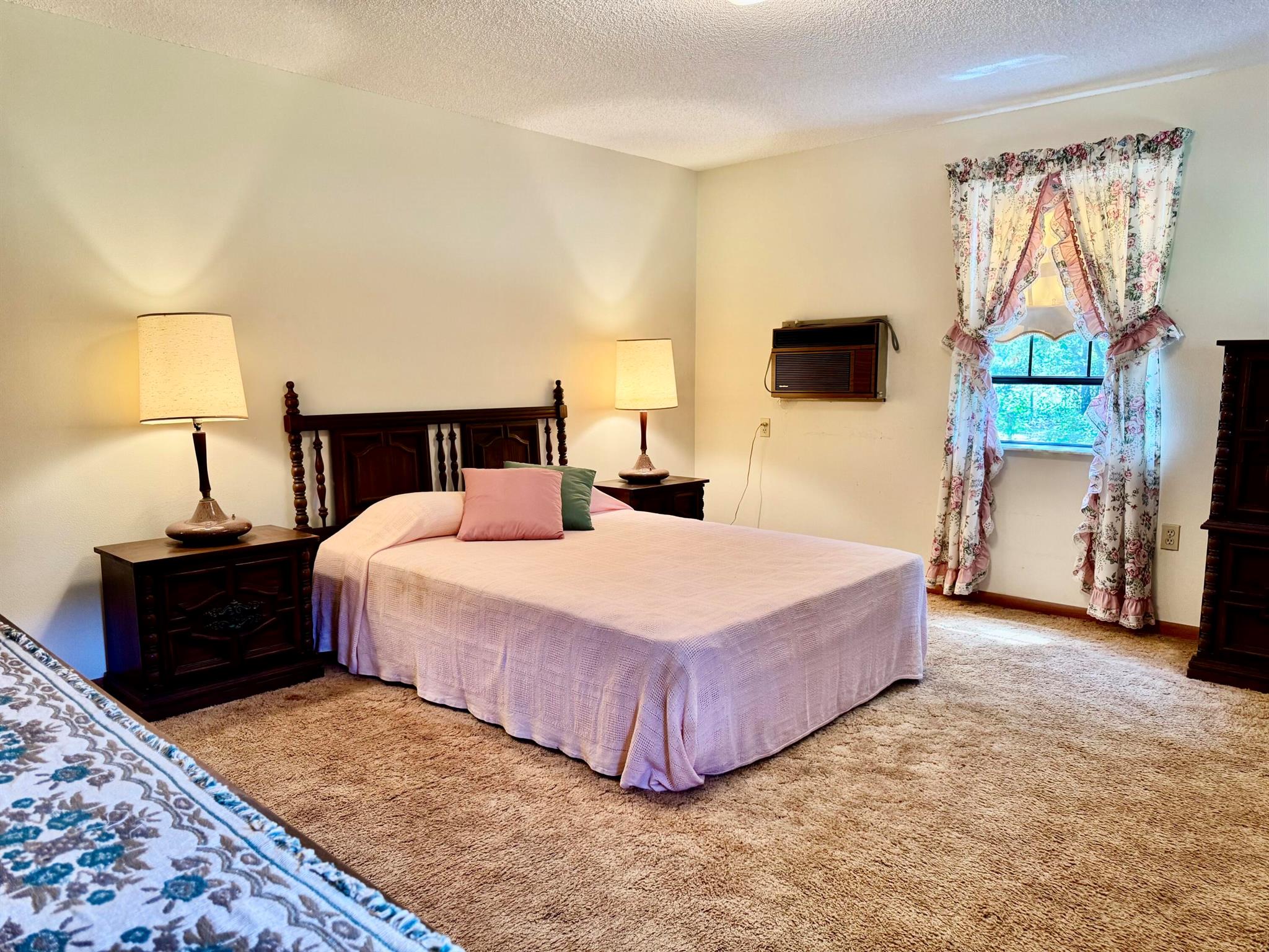 1350 NE 138th Street
