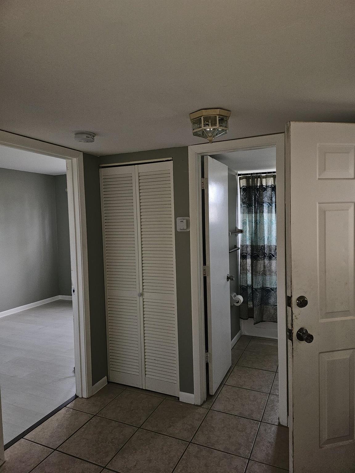 MIDPORT PLACE II, A CONDO - Residential