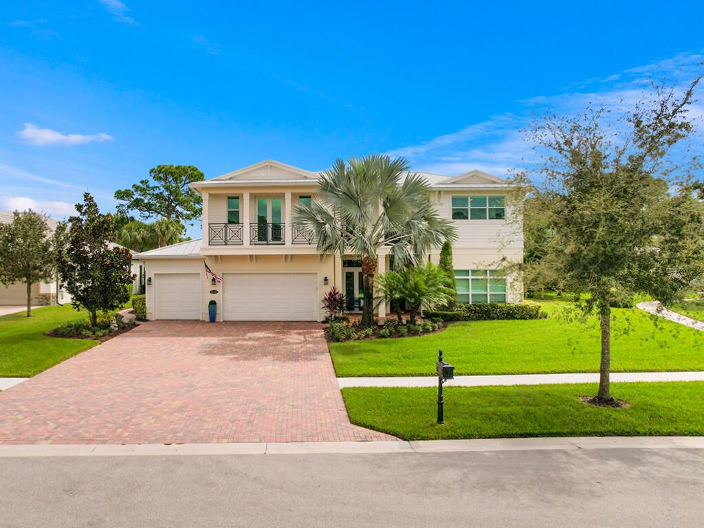 Photo of 13321 NW Baywood Place, Palm City, FL 34990 (MLS # R10928139)