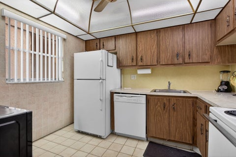 Tiny photo for 3050 Holiday Springs Boulevard #108, Margate, FL 33063 (MLS # F10541489)