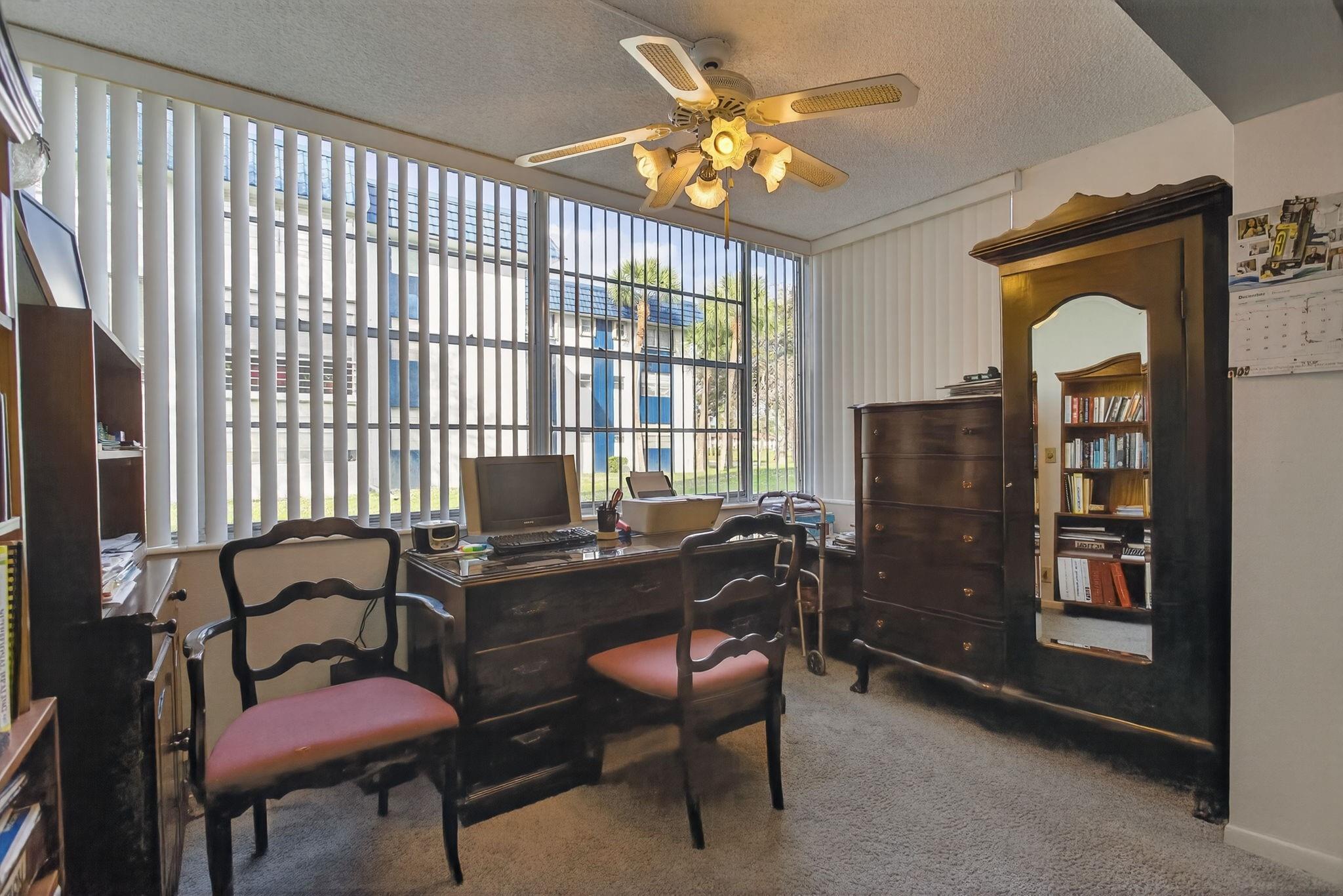 Holiday Springs - Residential