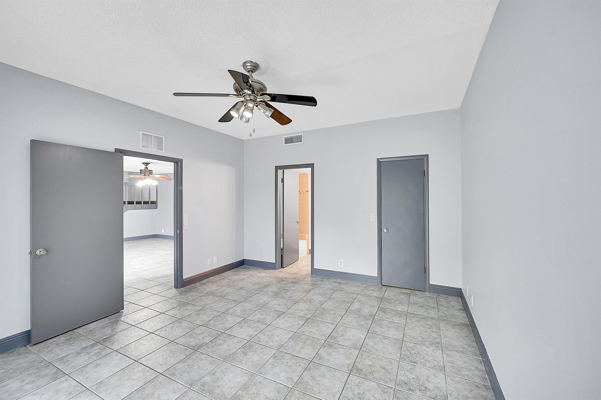 WATERVIEW ESTATES - Residential Lease