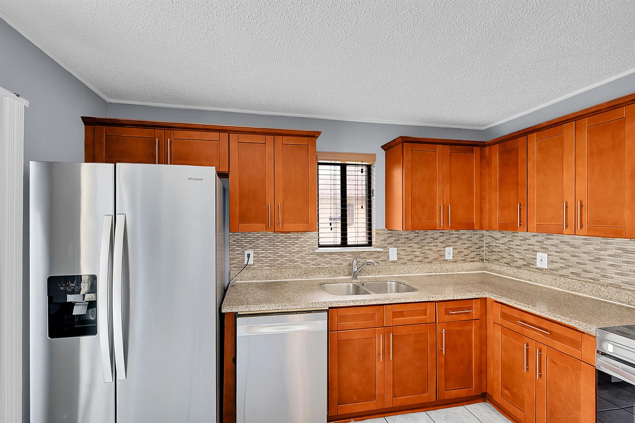 WATERVIEW ESTATES - Residential Lease