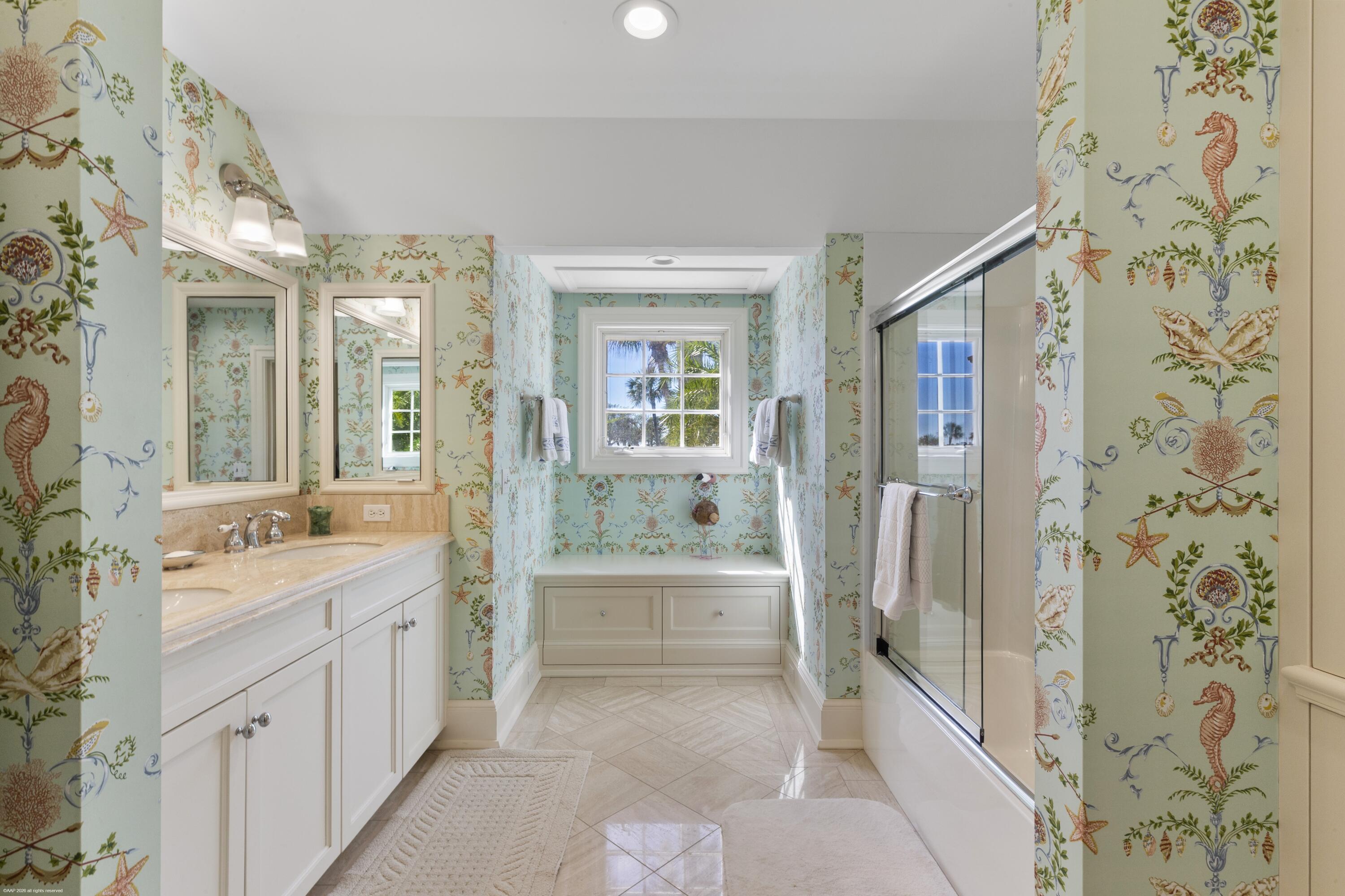 JUPITER ISLAND - Residential