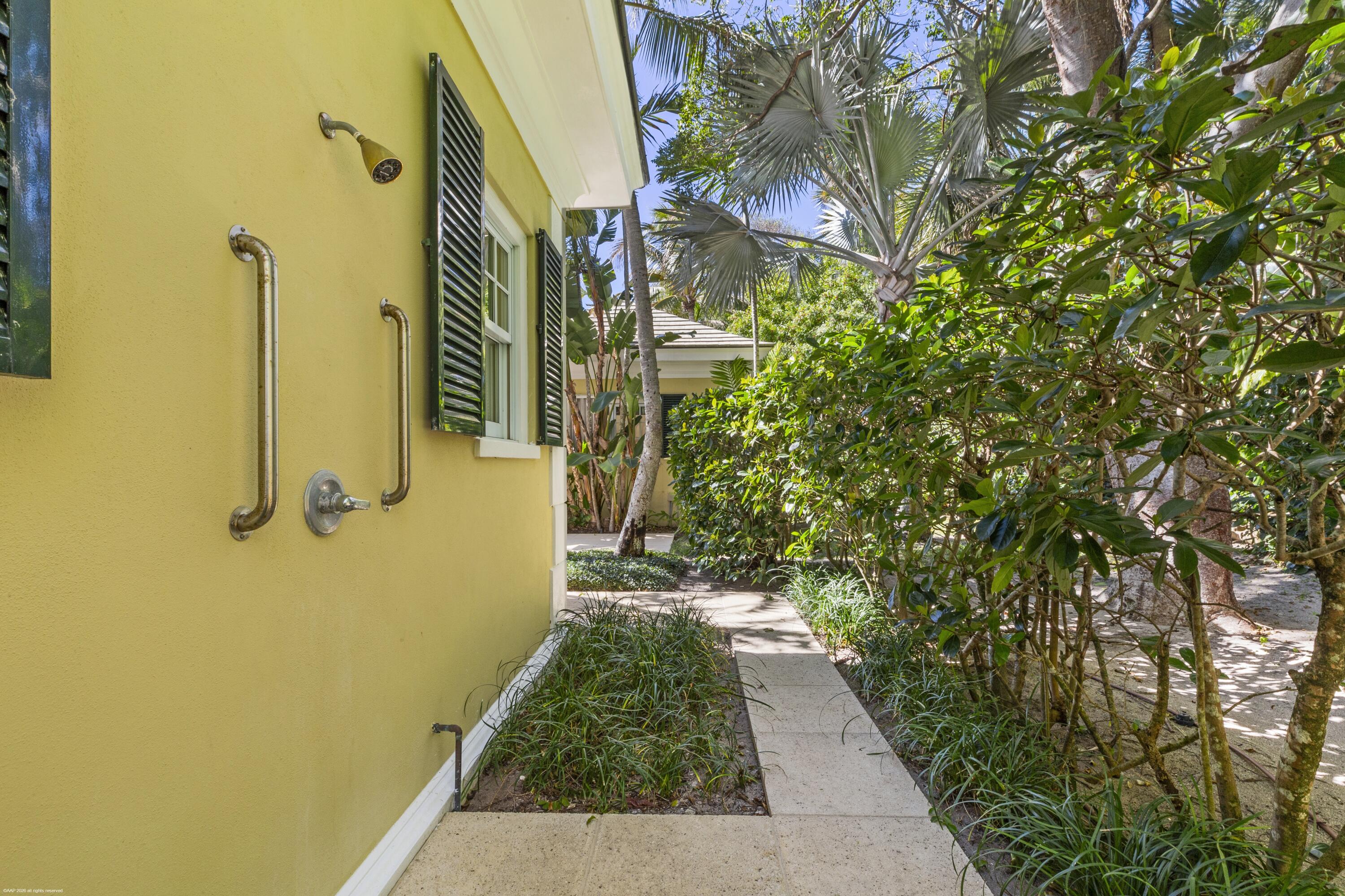 JUPITER ISLAND - Residential