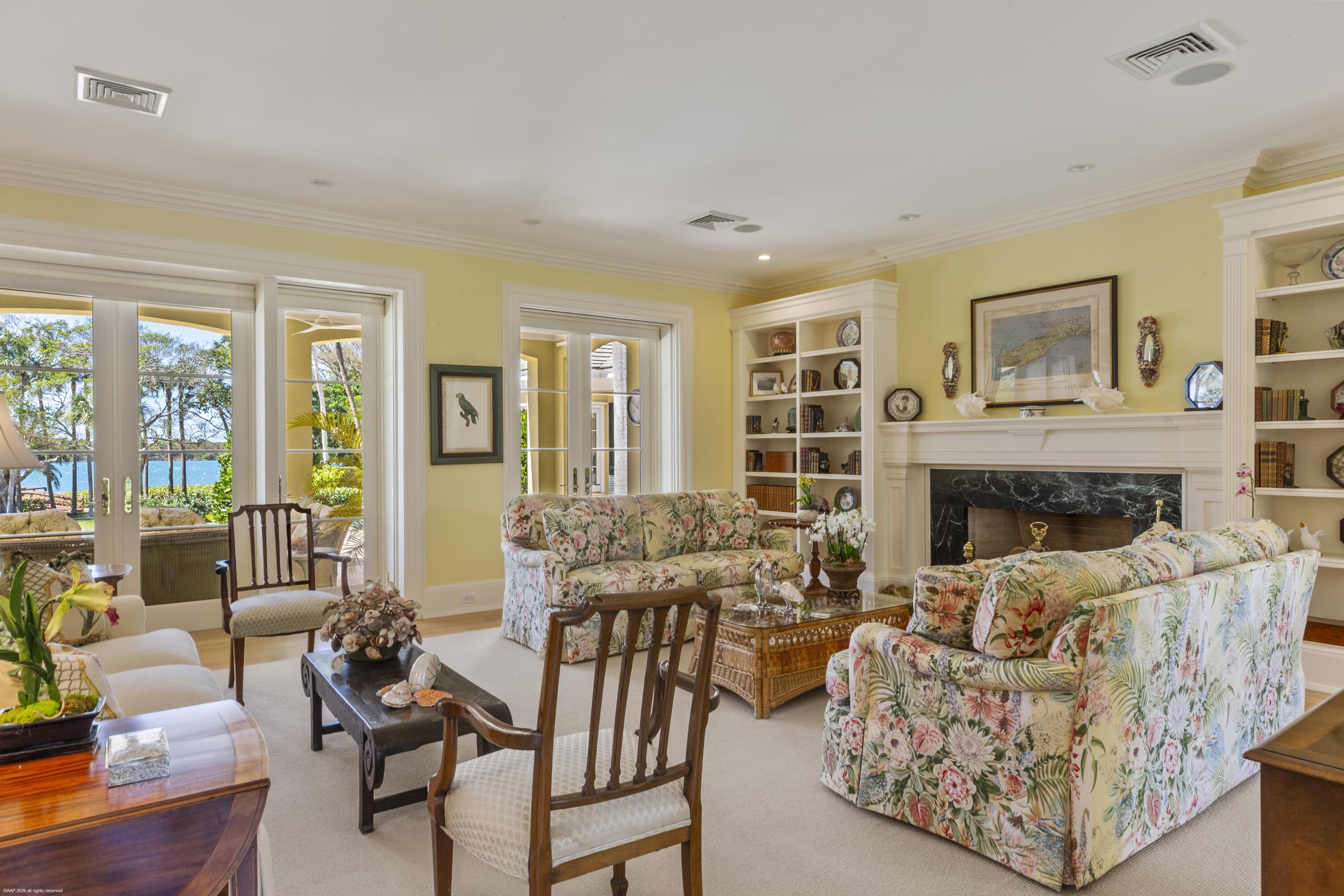 JUPITER ISLAND - Residential