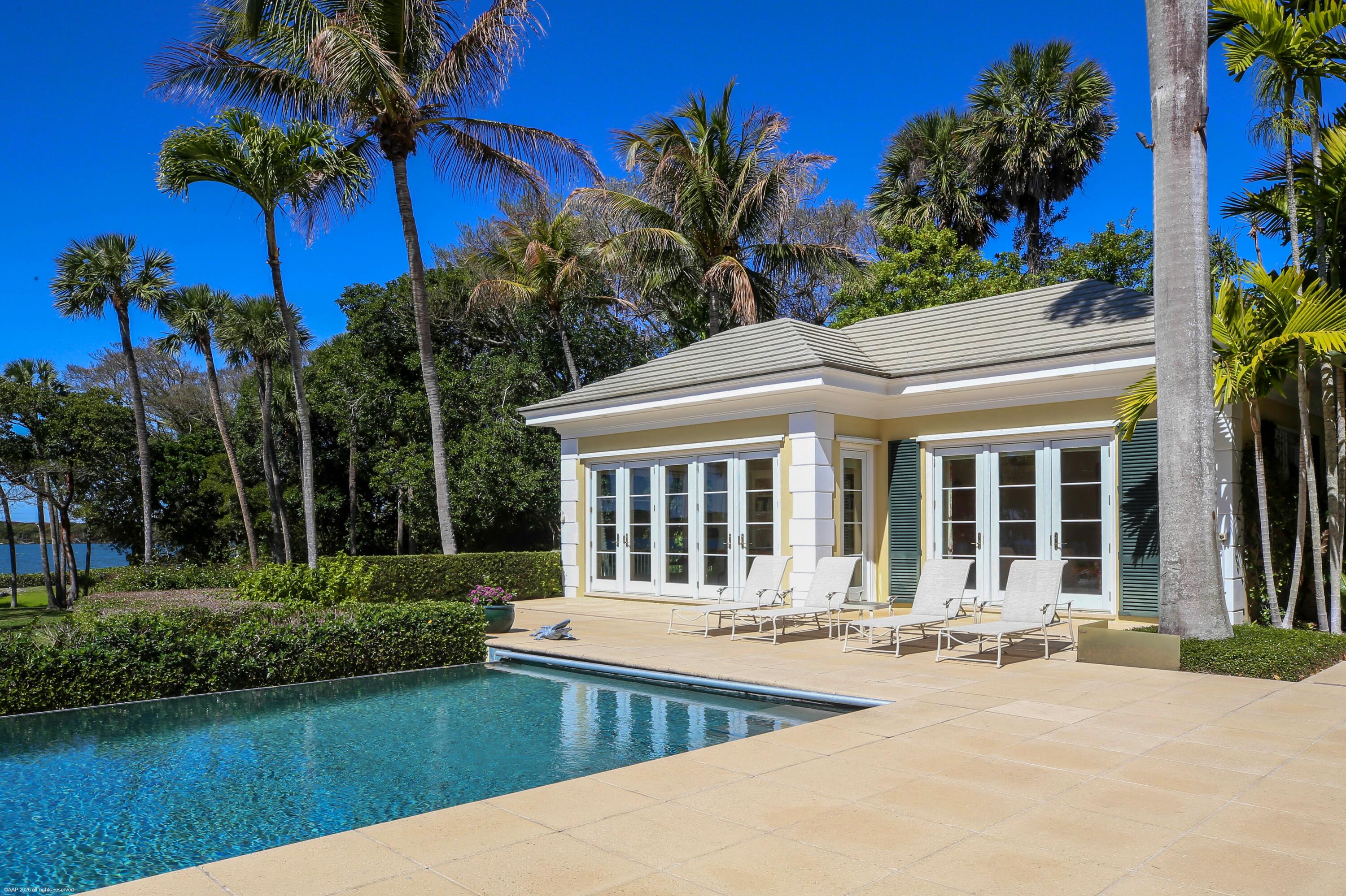 JUPITER ISLAND - Residential