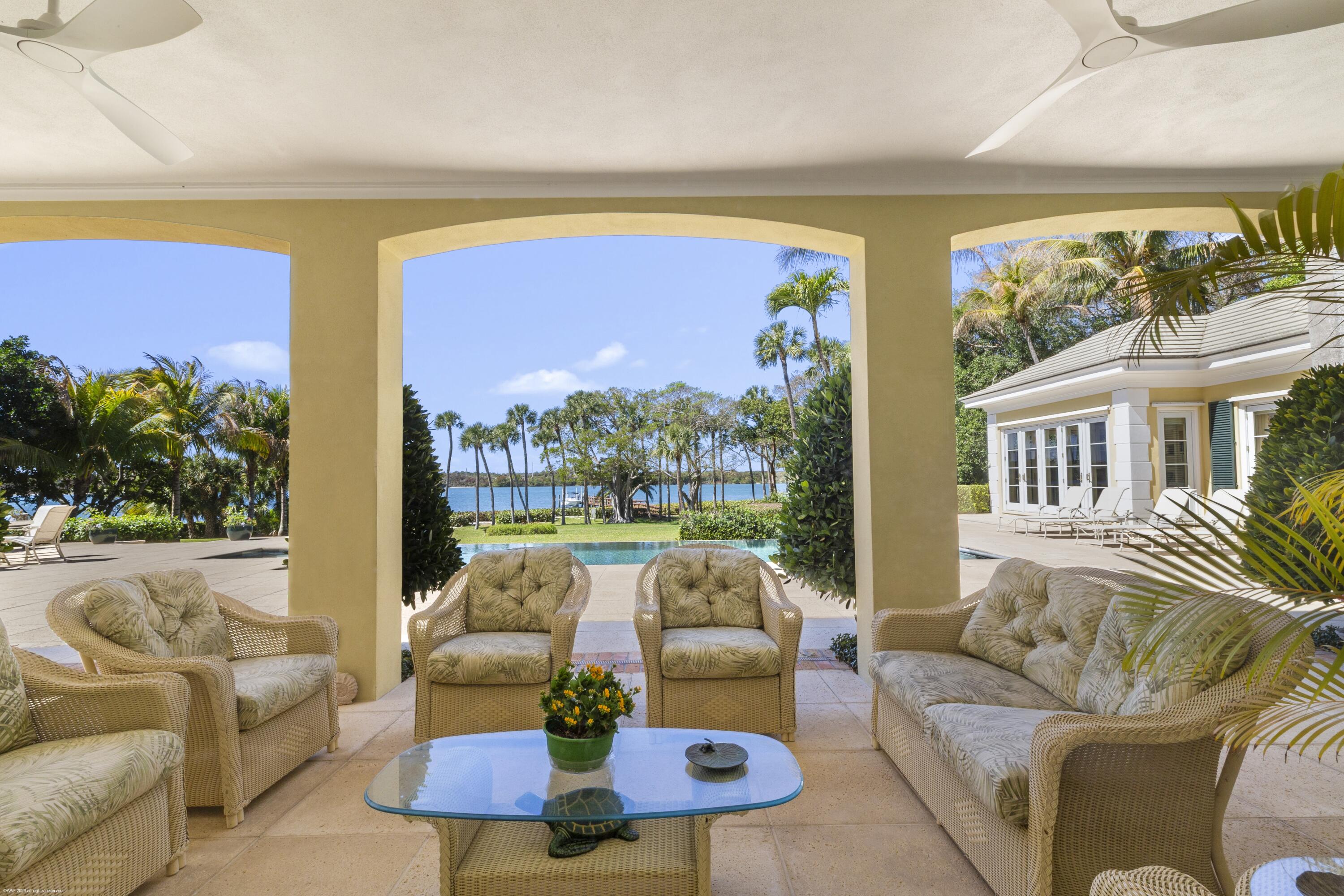 JUPITER ISLAND - Residential