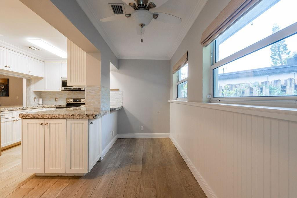 Delray Manors - Residential Lease