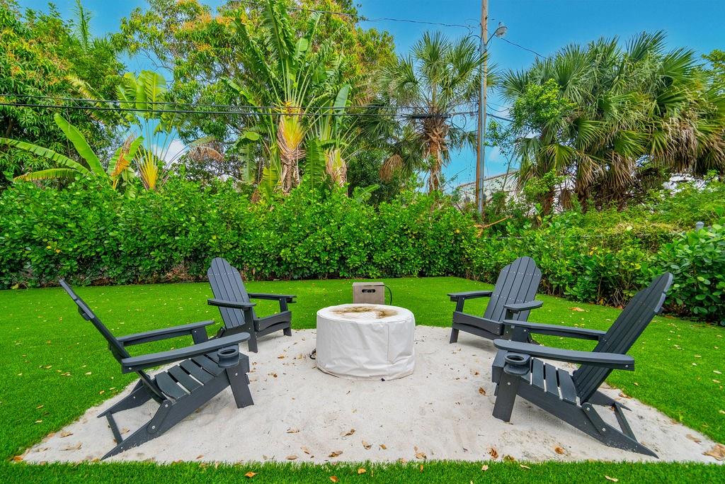 Delray Manors - Residential Lease