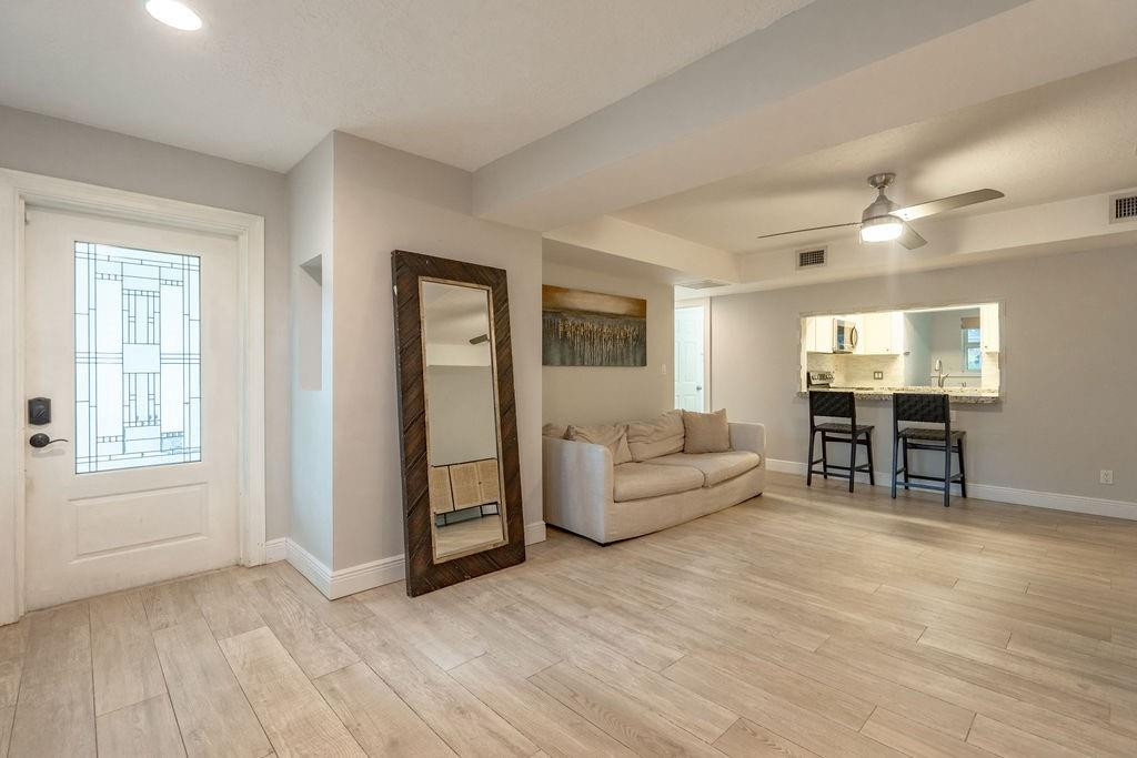 Delray Manors - Residential Lease