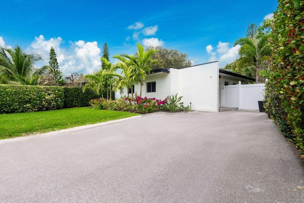 Delray Manors - Residential Lease
