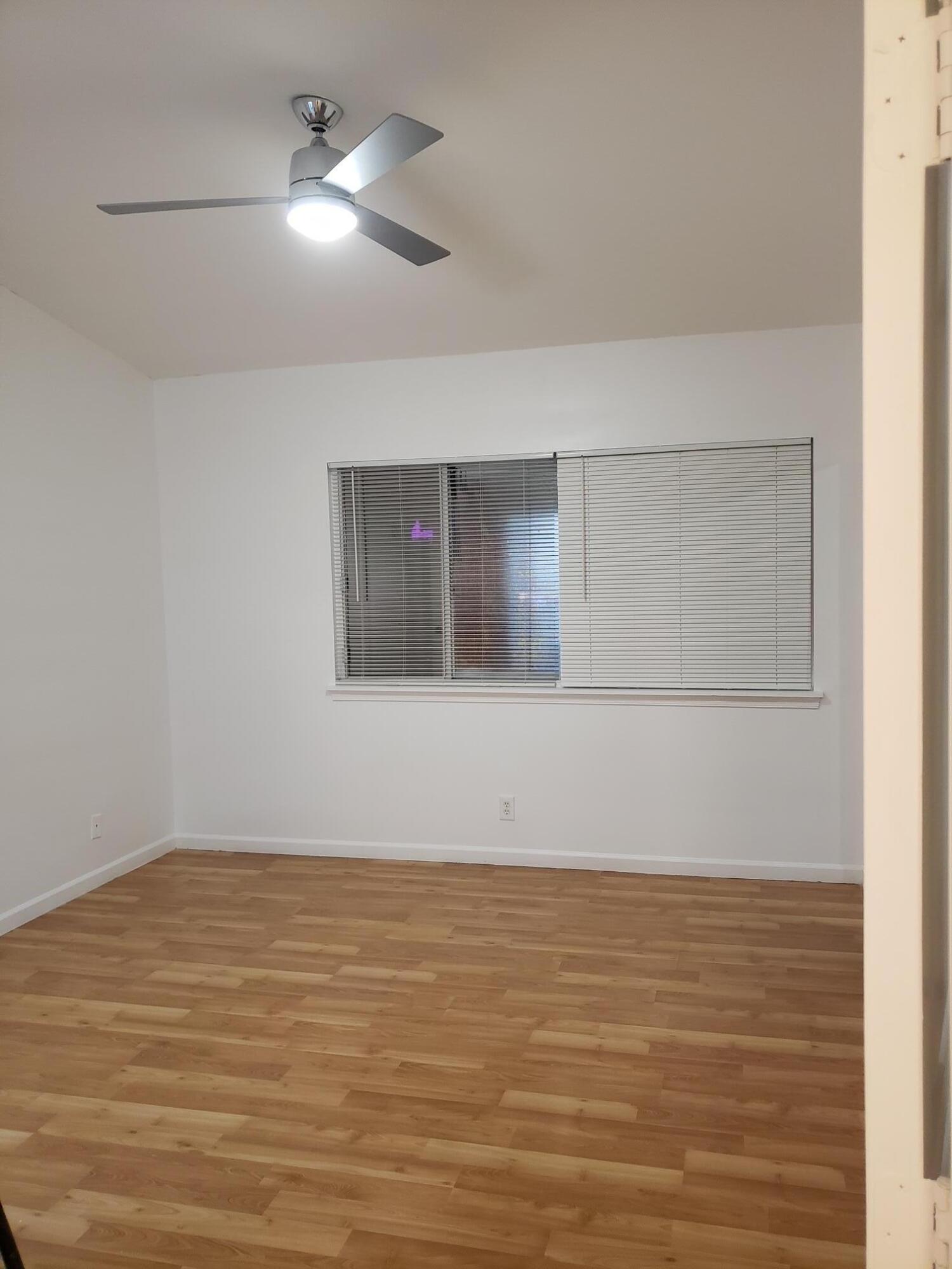 BANYAN OAKRIDGE COMMERCIAL PLAT - Residential Lease