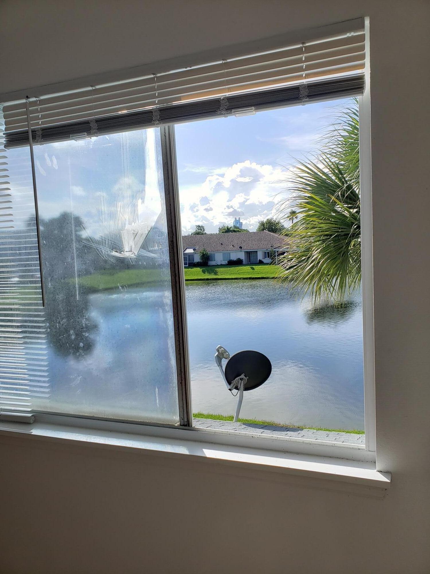 BANYAN OAKRIDGE COMMERCIAL PLAT - Residential Lease