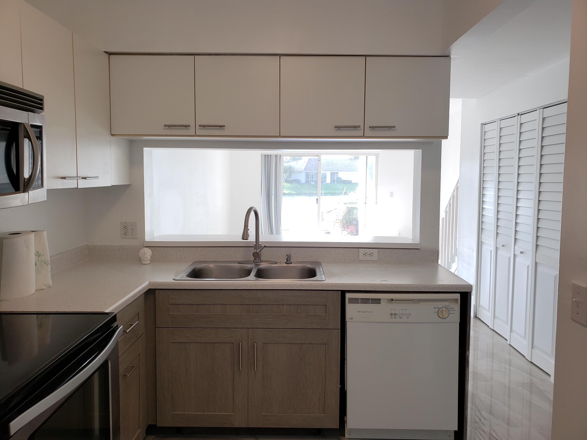 BANYAN OAKRIDGE COMMERCIAL PLAT - Residential Lease