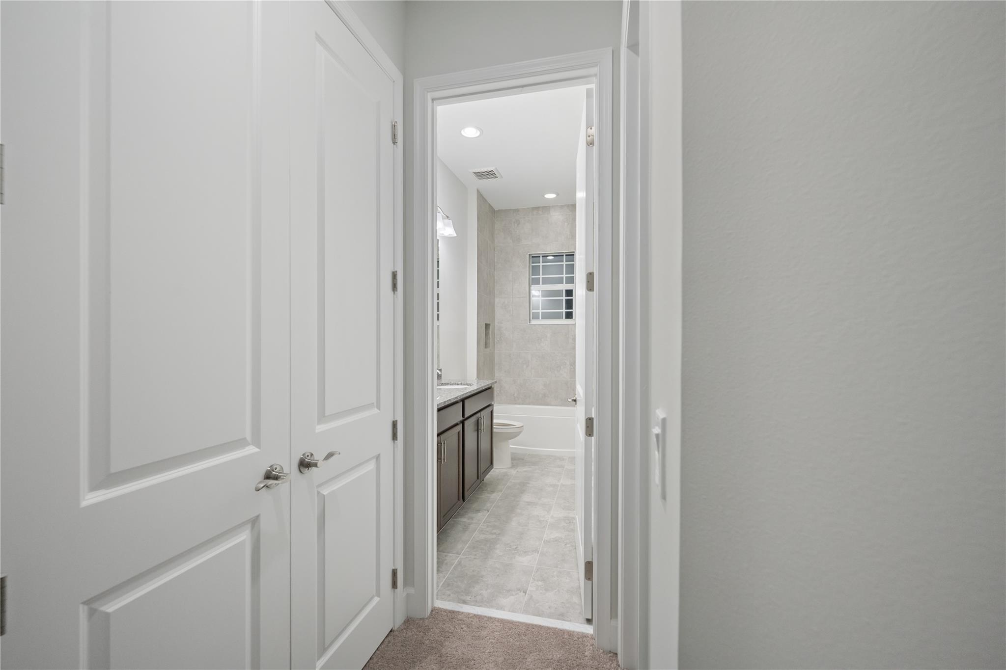 ORCHARDS OF WESTLAKE - Residential Lease
