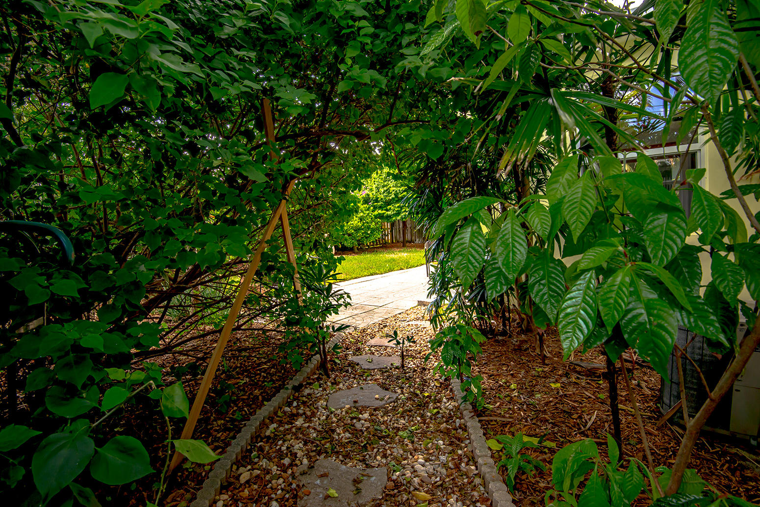 NORTH LAKE WORTH - Residential