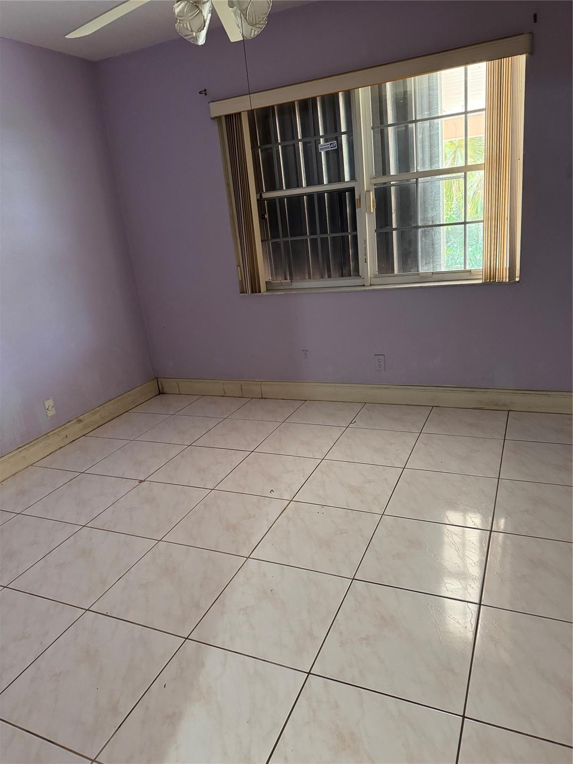 253 SW 4th St