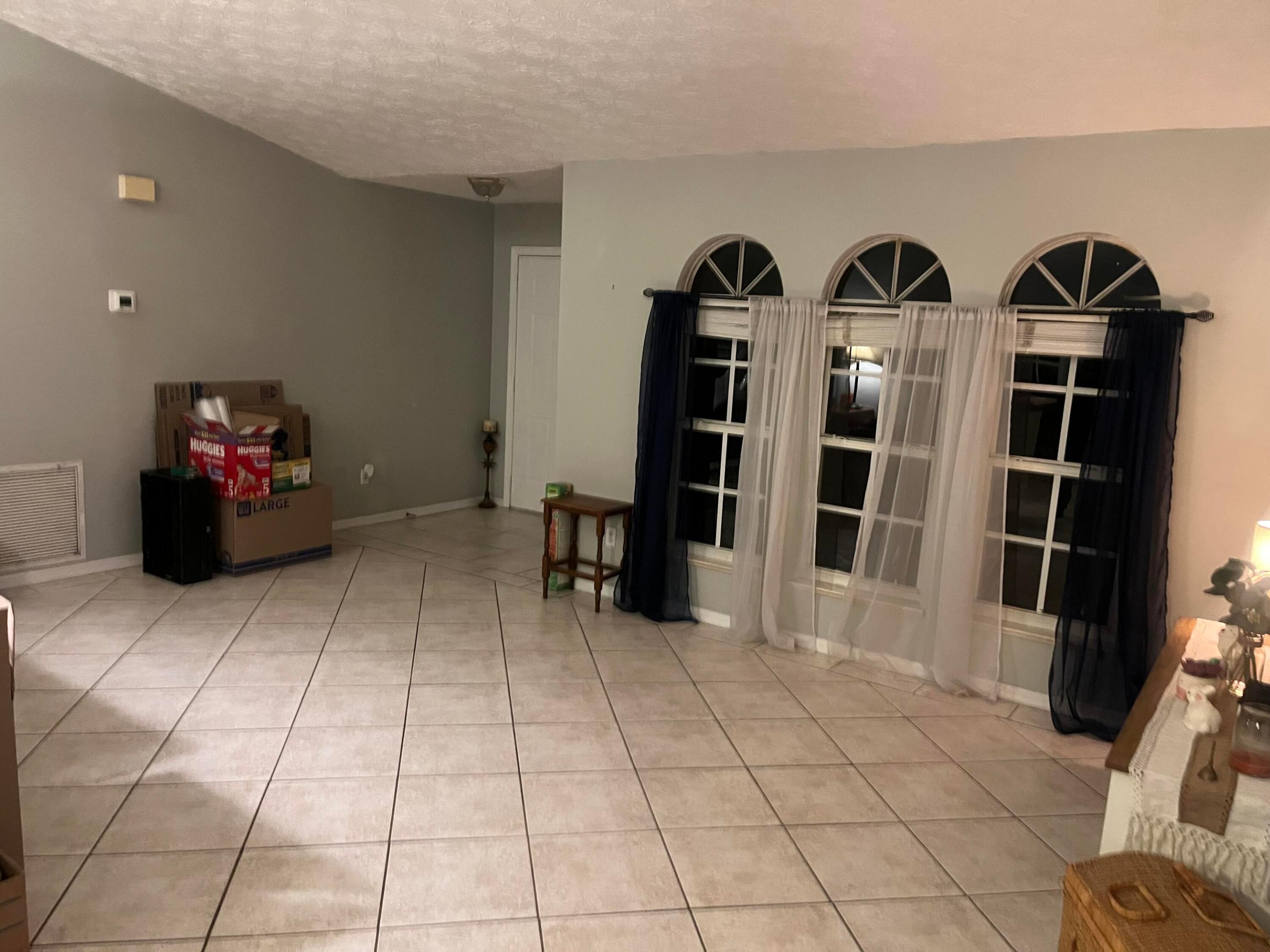 PORT ST LUCIE SECTION 30 - Residential