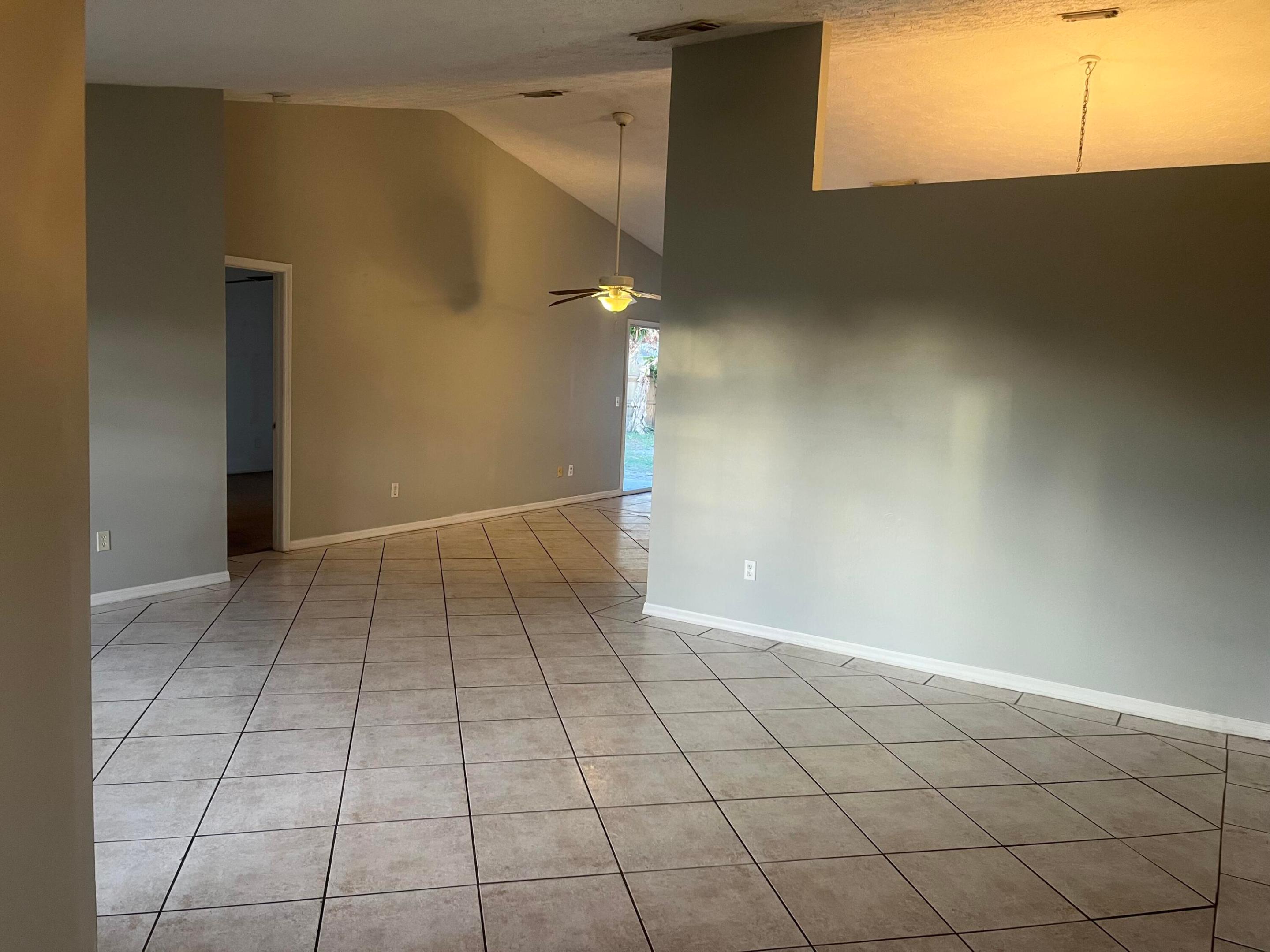 PORT ST LUCIE SECTION 30 - Residential